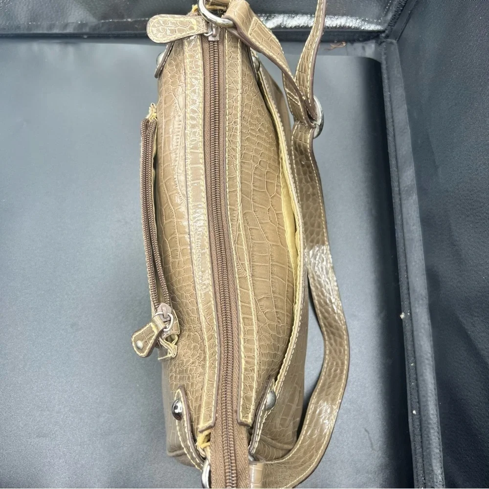 Liz & Company small handbag